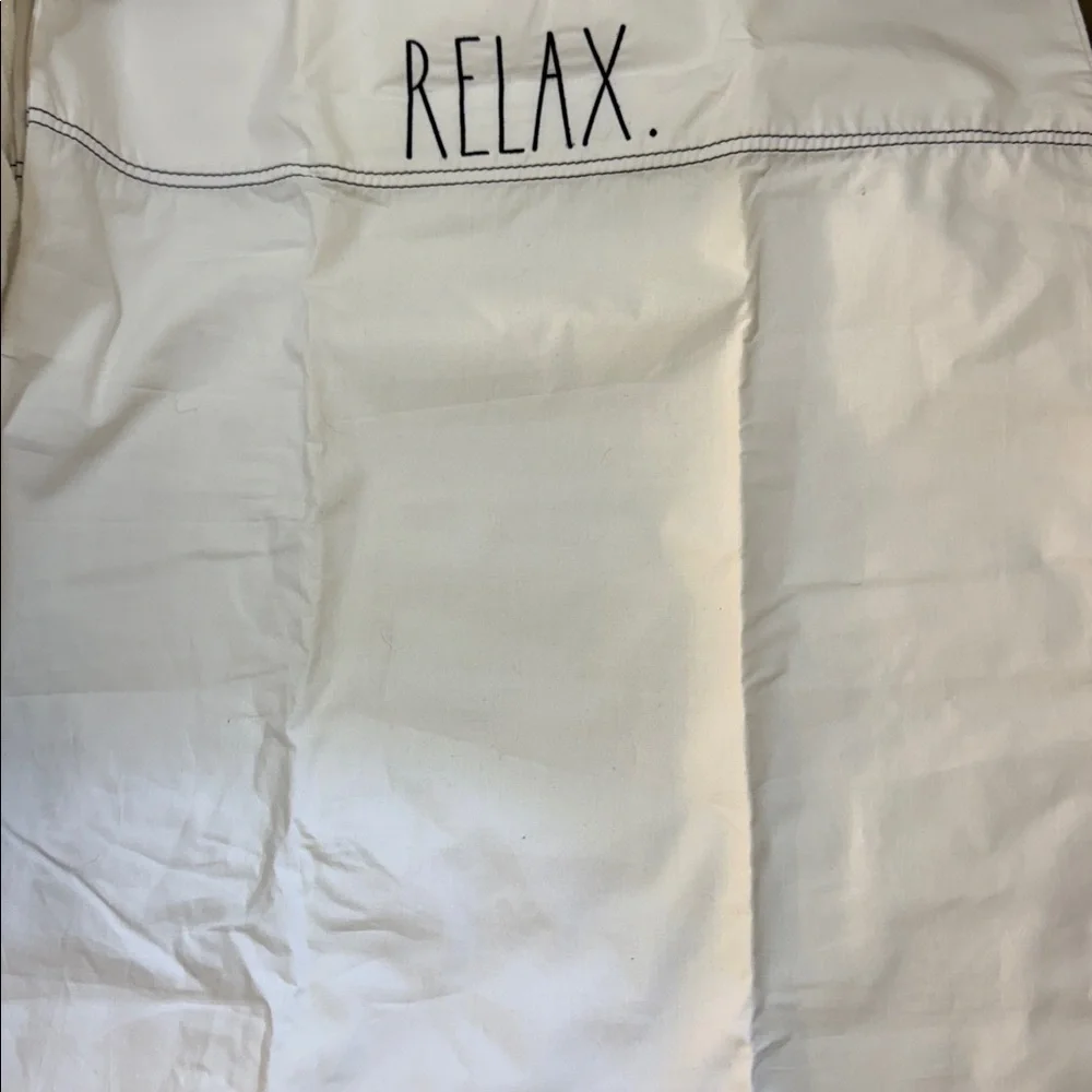 Relax White pillow case Set‎ of two
